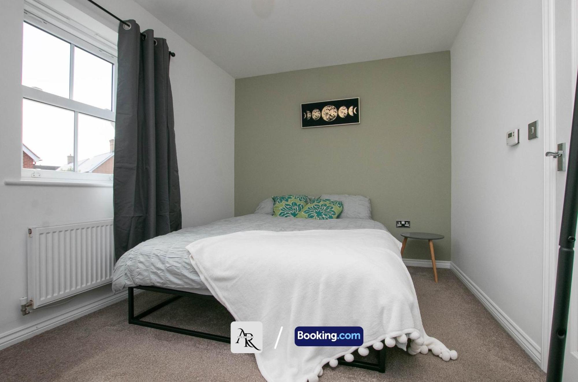 Cozy House By Ar Properties Short Lets & Serviced Accommodation Colchester Exteriör bild